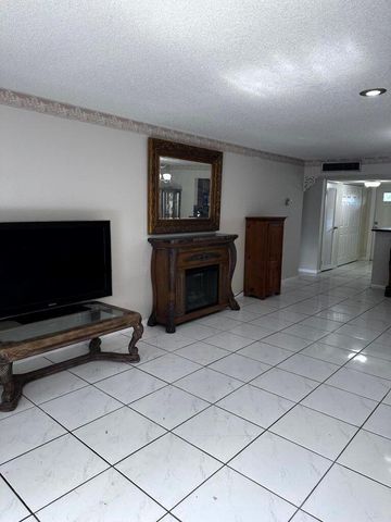 6200 S Falls Cir Drive 310, Lauderhill, FL 33319