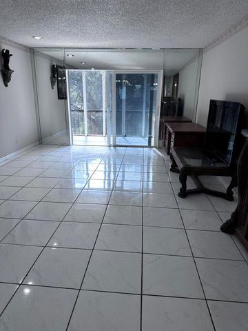6200 S Falls Cir Drive 310, Lauderhill, FL 33319