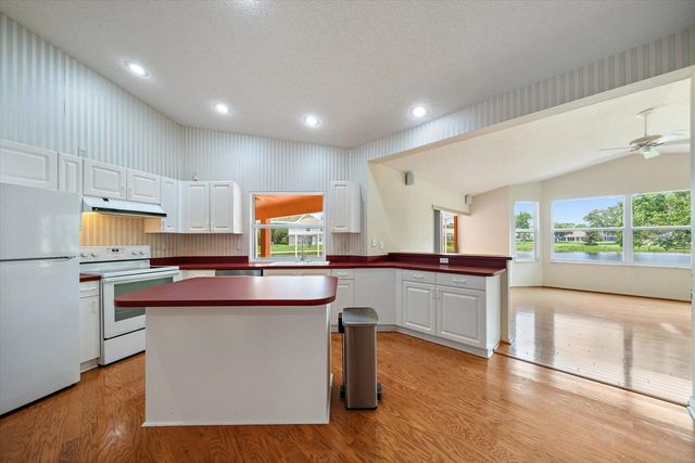 9539 HAWKSMOOR LANE, Sarasota, FL 34238