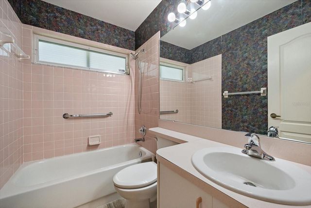 9539 HAWKSMOOR LANE, Sarasota, FL 34238
