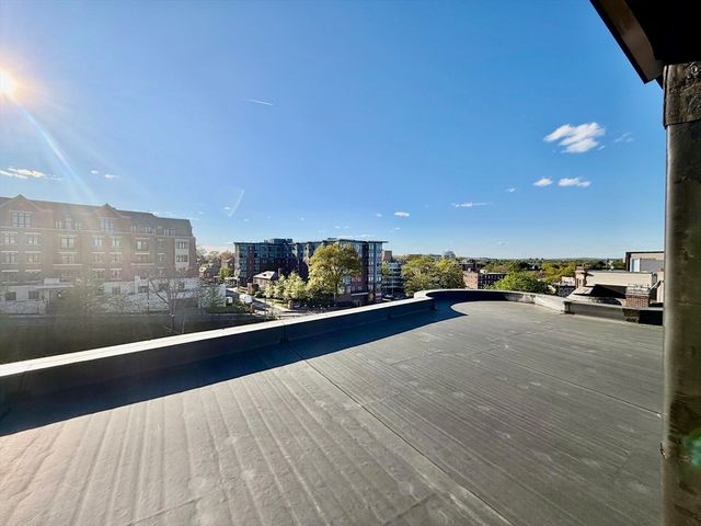 1468 Commonwealth Ave 1468, Boston, MA 02135