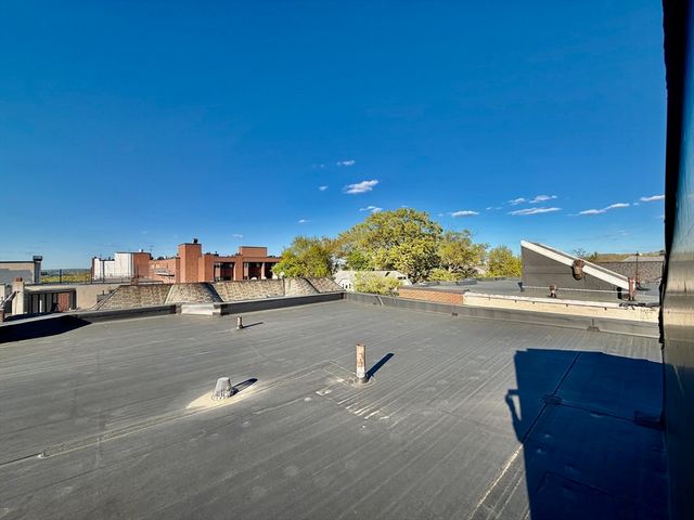 1468 Commonwealth Ave 1468, Boston, MA 02135