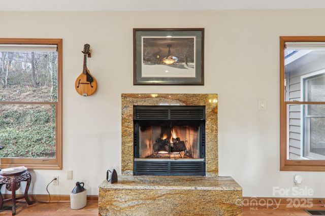 5 Hedgerose Court A, Asheville, NC 28805