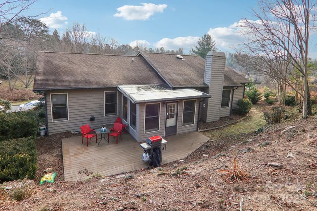 5 Hedgerose Court A, Asheville, NC 28805