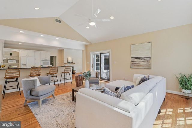 5602 OGDEN RD, Bethesda, MD 20816