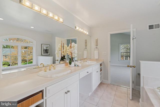 5602 OGDEN RD, Bethesda, MD 20816