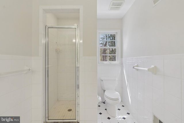 5602 OGDEN RD, Bethesda, MD 20816