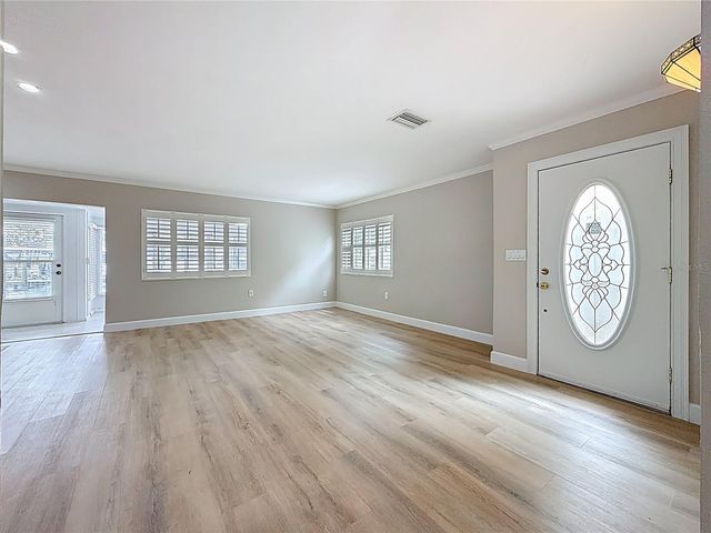 6747 CAPE HATTERAS WAY NE 4, St Petersburg, FL 33702