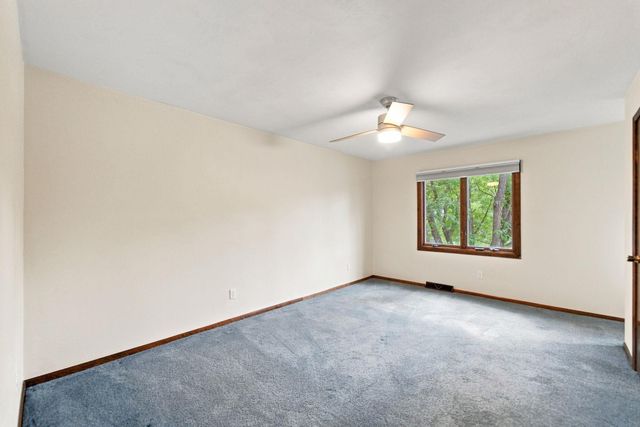910 Juanita Avenue, Cedar Falls, IA 50613