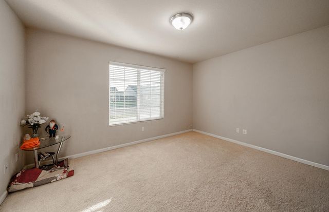 6676 E Dayton Avenue, Fresno, CA 93727