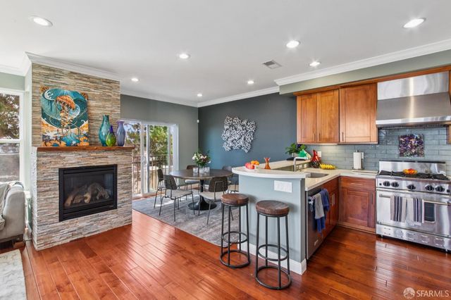 102 Mary Teresa Street, San Francisco, CA 94134