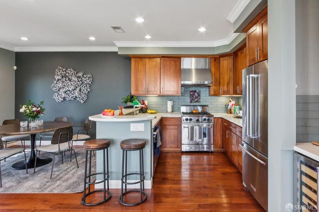 102 Mary Teresa Street, San Francisco, CA 94134