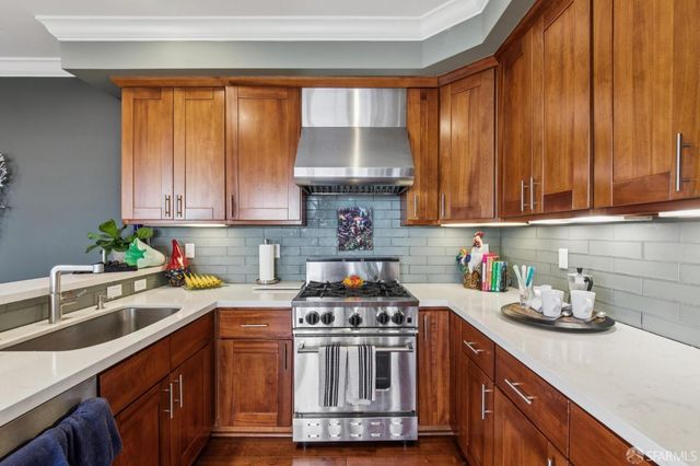 102 Mary Teresa Street, San Francisco, CA 94134