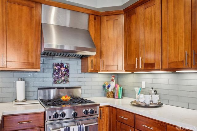 102 Mary Teresa Street, San Francisco, CA 94134