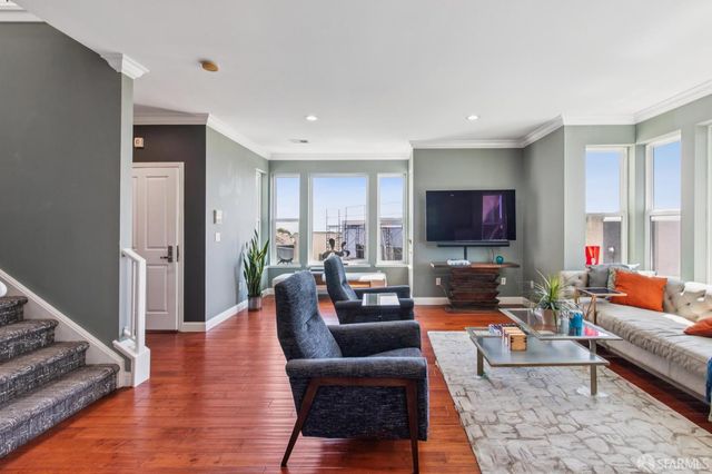 102 Mary Teresa Street, San Francisco, CA 94134