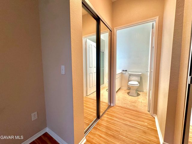 2827 W Avenue K12 Apt 211, Lancaster, CA 93536