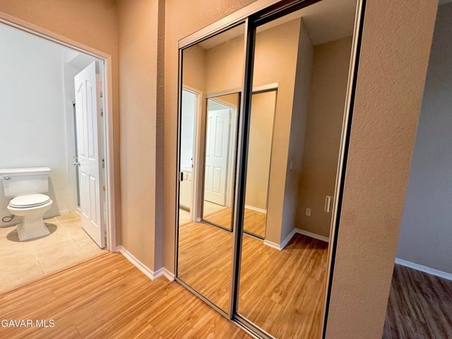 2827 W Avenue K12 Apt 211, Lancaster, CA 93536