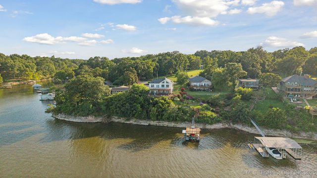 61112 E 243rd Road, Grove, OK 74344