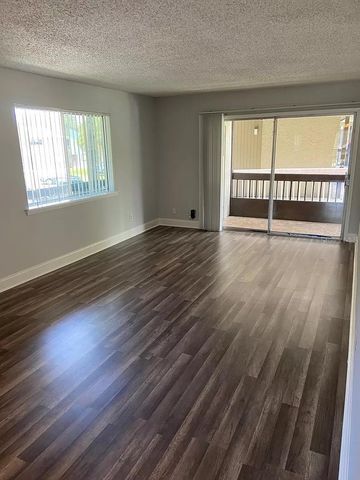 6308 NEWTOWN CIRCLE 8B1, Tampa, FL 33615
