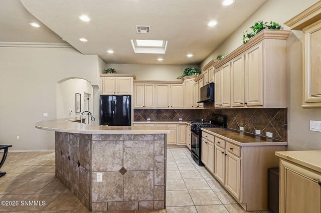 2266 Spirit Rock Drive, Las Cruces, NM 88011