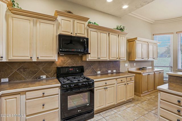 2266 Spirit Rock Drive, Las Cruces, NM 88011