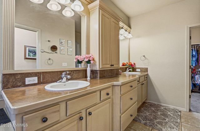 2266 Spirit Rock Drive, Las Cruces, NM 88011