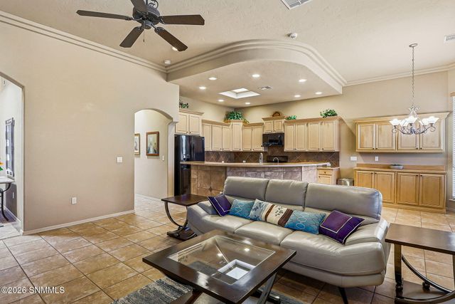 2266 Spirit Rock Drive, Las Cruces, NM 88011