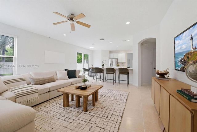 13845 NW 14th Street, Pembroke Pines, FL 33028