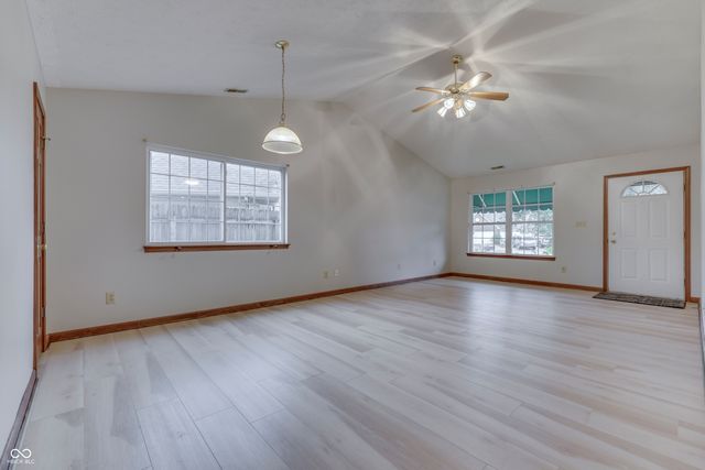 1012 Wild Ivy Trail, Franklin, IN 46131