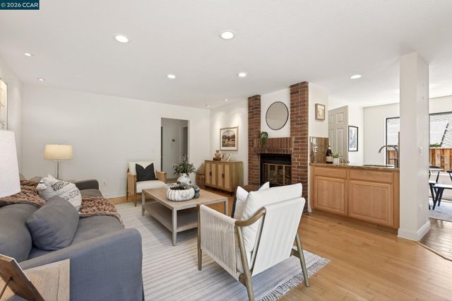521 Buttonwood Dr., Danville, CA 94506