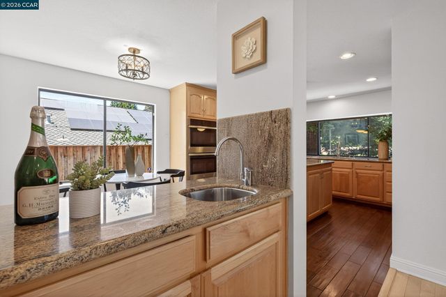 521 Buttonwood Dr., Danville, CA 94506