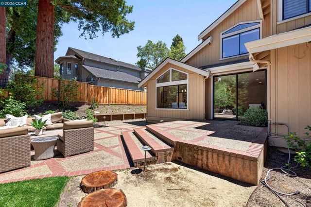 521 Buttonwood Dr., Danville, CA 94506