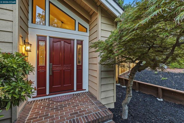 521 Buttonwood Dr., Danville, CA 94506