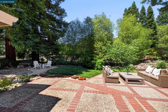 521 Buttonwood Dr., Danville, CA 94506