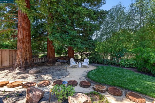 521 Buttonwood Dr., Danville, CA 94506