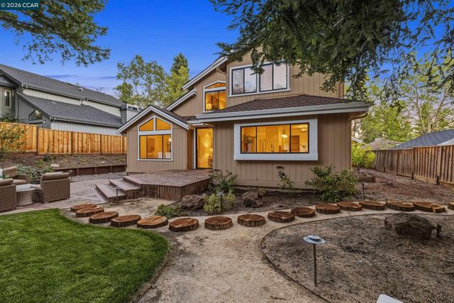 521 Buttonwood Dr., Danville, CA 94506