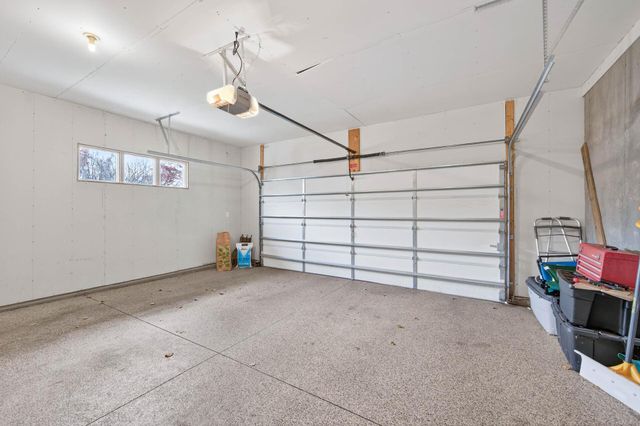 2021 Goodview Avenue N, Oakdale, MN 55128