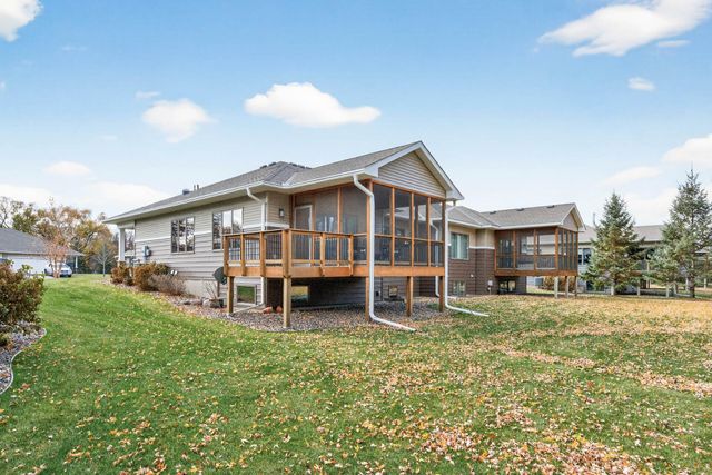 2021 Goodview Avenue N, Oakdale, MN 55128