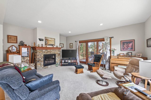 2021 Goodview Avenue N, Oakdale, MN 55128