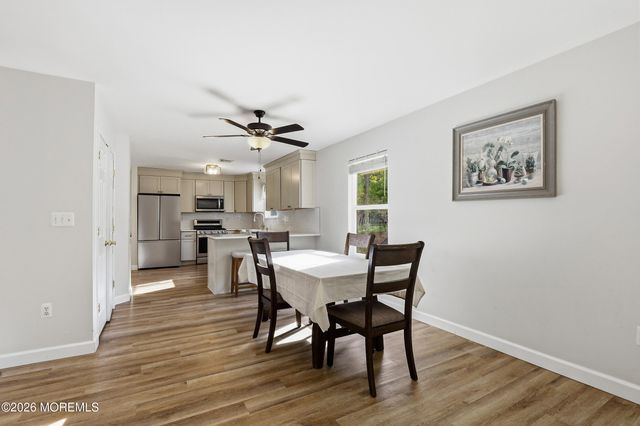 11 Country Road, Jackson, NJ 08527