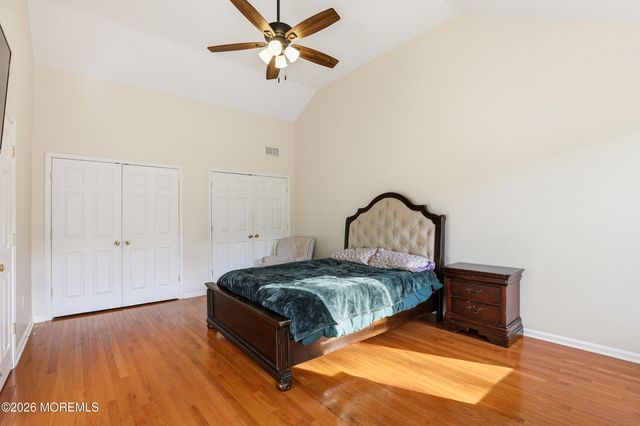 11 Country Road, Jackson, NJ 08527