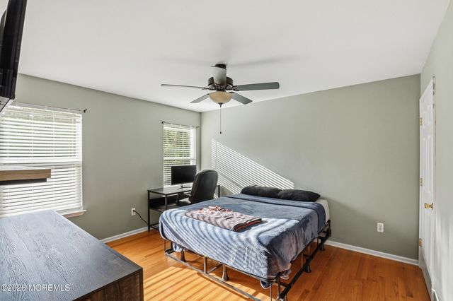11 Country Road, Jackson, NJ 08527