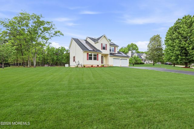 11 Country Road, Jackson, NJ 08527
