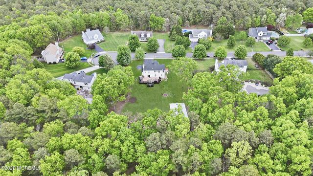 11 Country Road, Jackson, NJ 08527