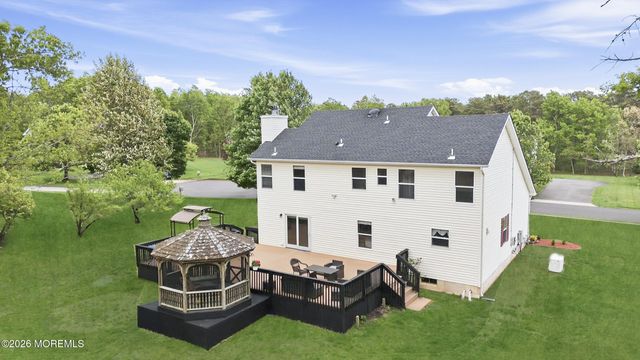 11 Country Road, Jackson, NJ 08527