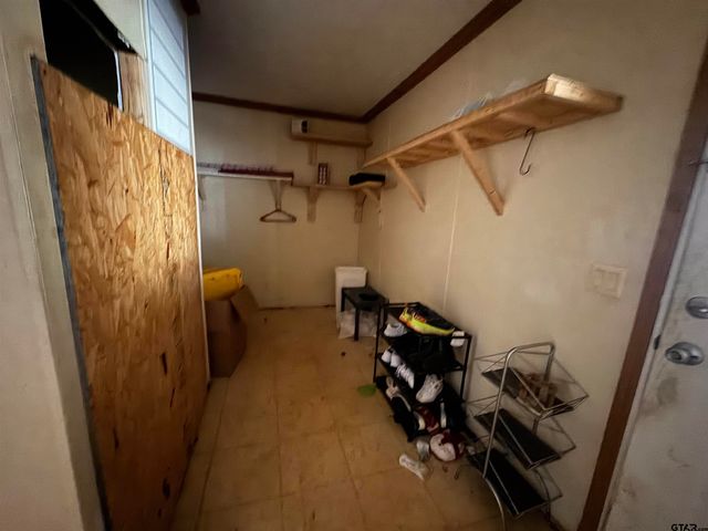 12463 Plum Dr., Lindale, TX 75771