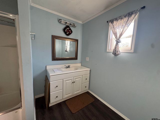 12463 Plum Dr., Lindale, TX 75771