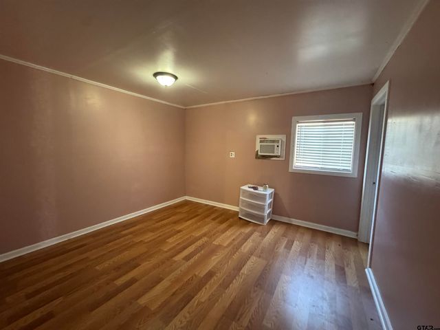 12463 Plum Dr., Lindale, TX 75771