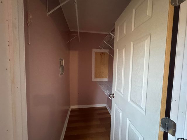 12463 Plum Dr., Lindale, TX 75771