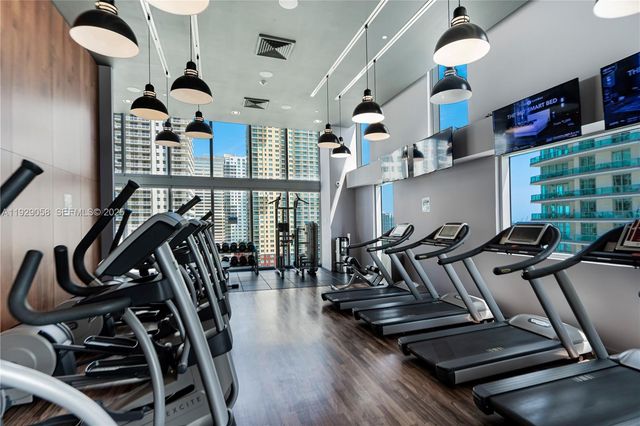 1300 Brickell Bay Dr 1912, Miami, FL 33131